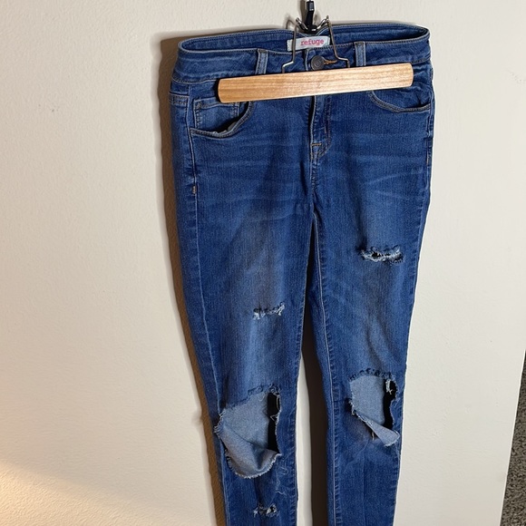 High Waisted Ripped Jeans - Picture 3 of 8